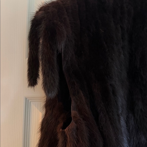 Elegan  Brown Real Mink Fur Vest - Picture 9 of 16